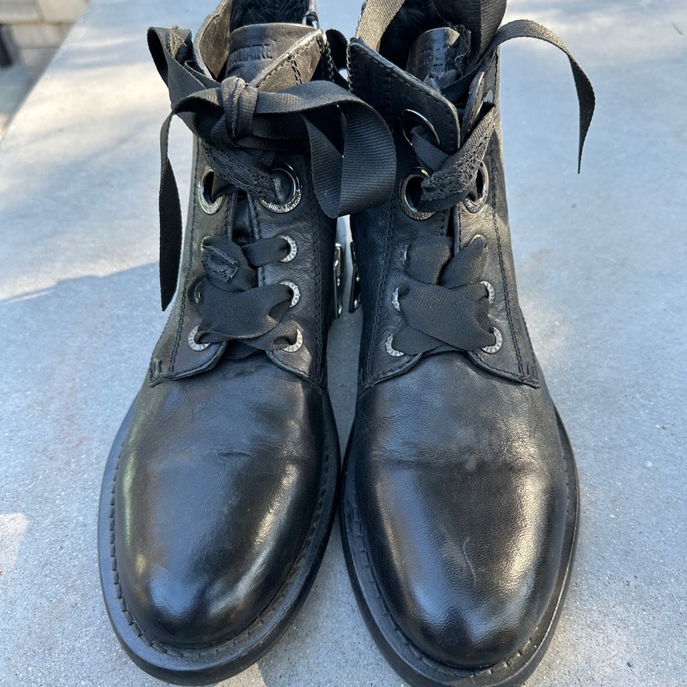 Women’s Combat Booties With Bows and Skulls Detail